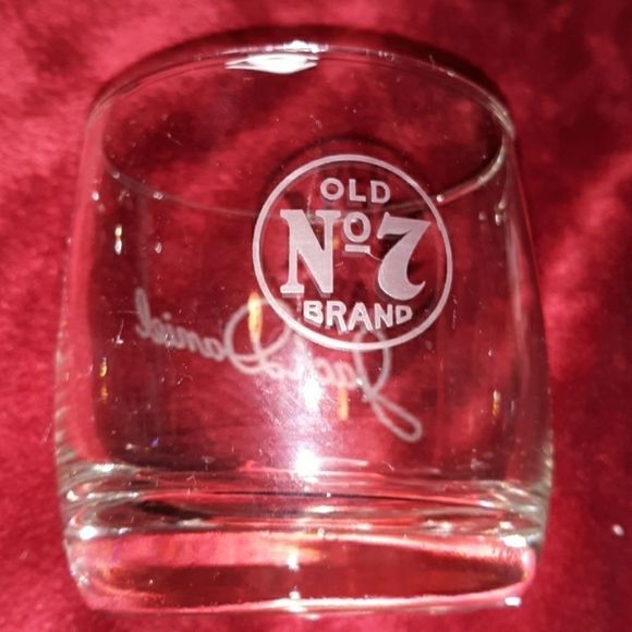 2 Jack Daniel's Old No. 7‎ Etched Cocktail Glasses - Picture 5 of 5